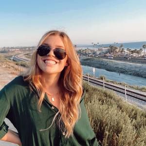 Meet your Posher, Emma